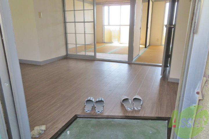 ツインリーブスの玄関