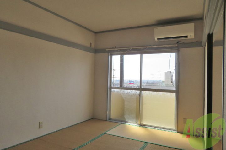 ツインリーブスの居間