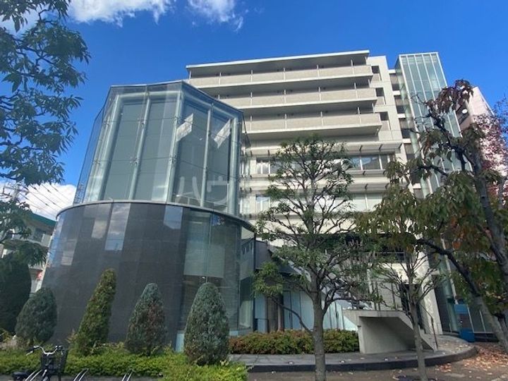 厚木アザレアビルの外観