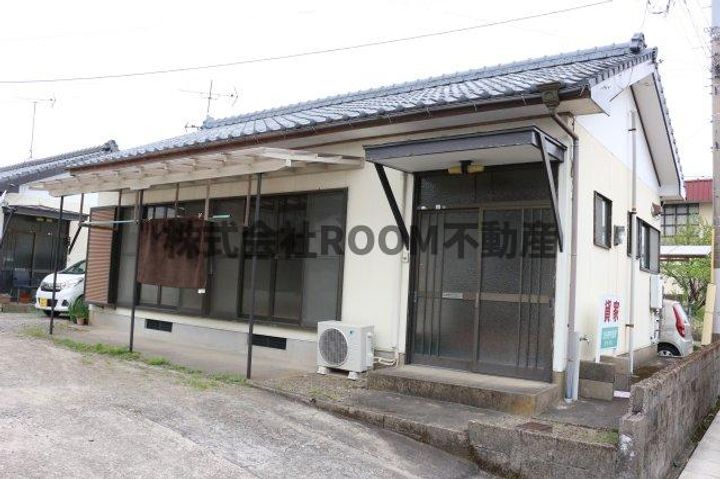 宮崎県北諸県郡三股町五本松(一戸建)の賃貸物件の外観
