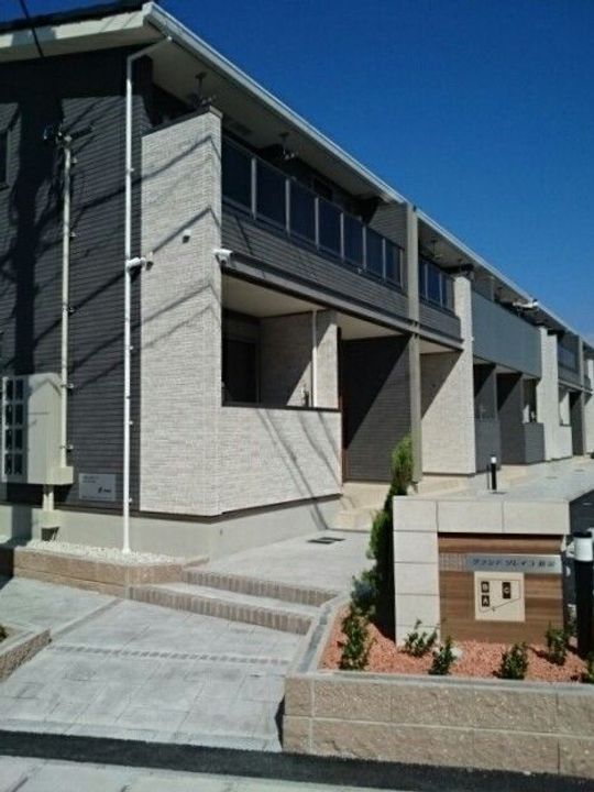 グランド ソレイユ新栄Aの外観