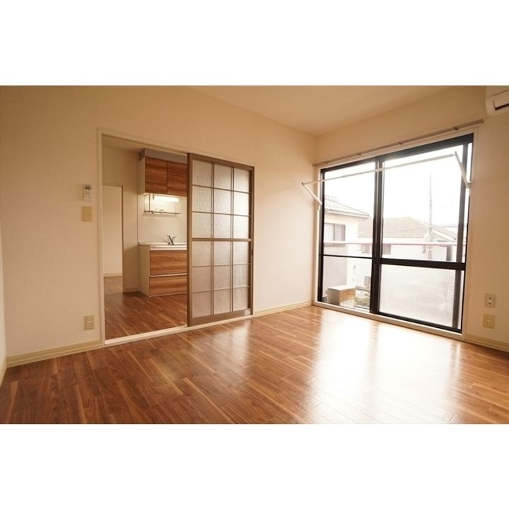 ビュー・ステージいずみ Aの居間