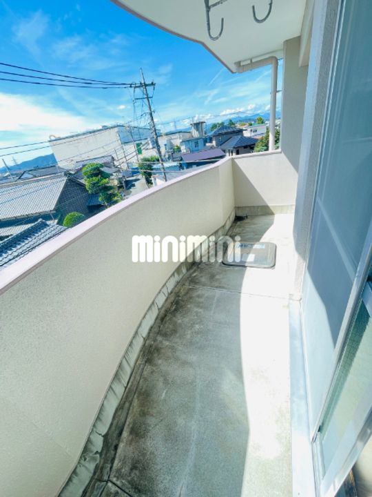 ログマンラシューレの内装