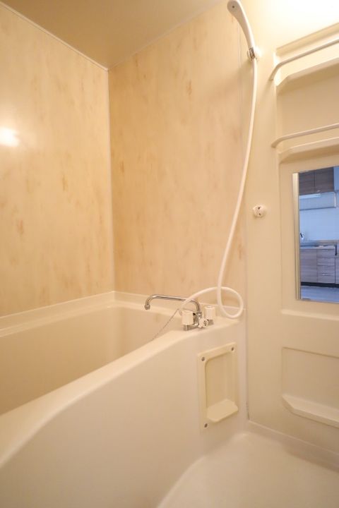 岡山県倉敷市東塚2(アパート)の賃貸物件の風呂