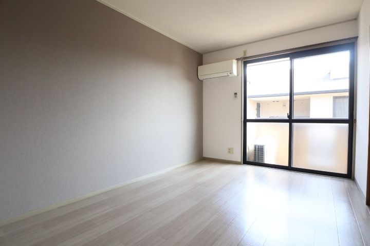 岡山県倉敷市東塚2(アパート)の賃貸物件の居間