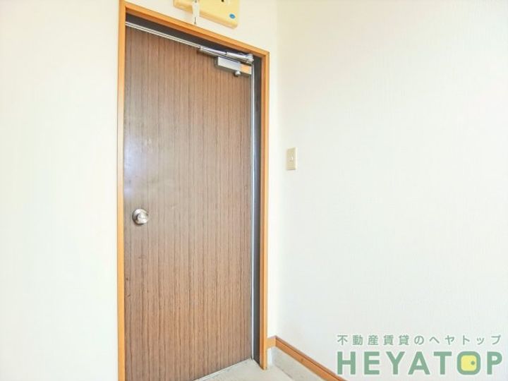 愛知県名古屋市南区寺崎町(アパート)の賃貸物件の玄関