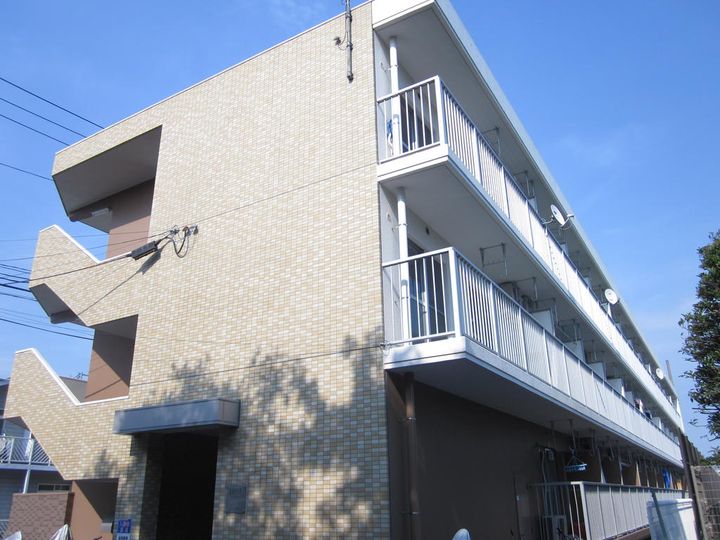 リエス新寺の外観