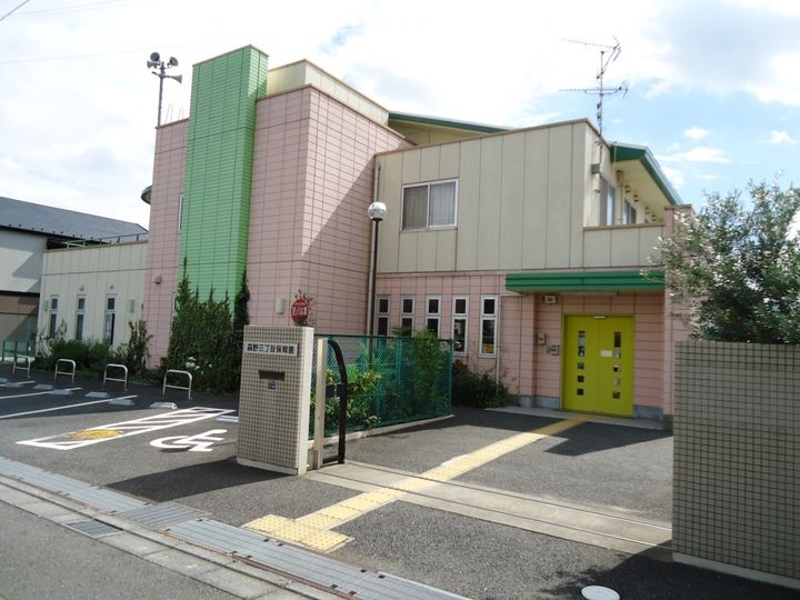 D-room sueloの周辺