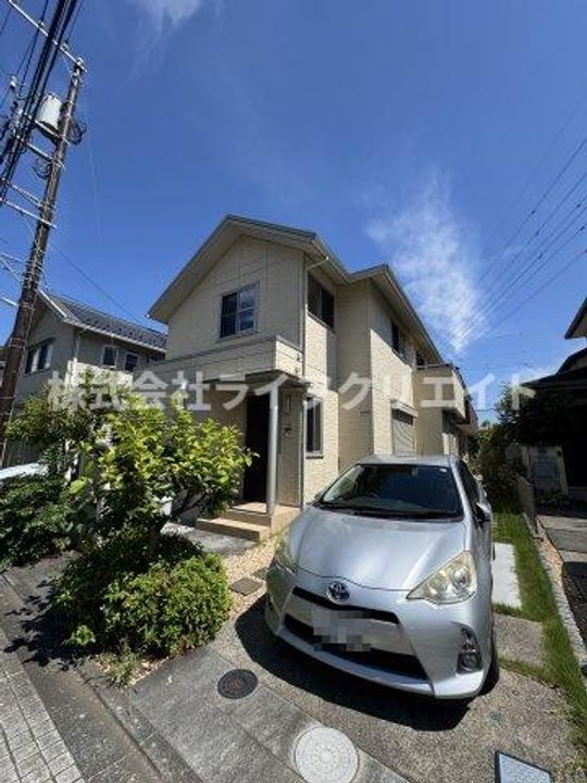 東京都日野市多摩平4(一戸建)の賃貸物件の外観