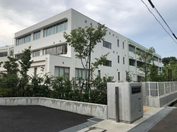 東京都日野市多摩平4(一戸建)の賃貸物件の周辺