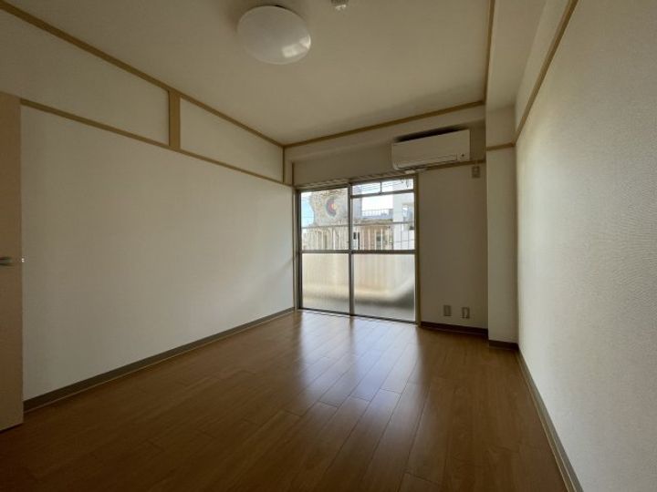 第一荻島ユニティビルの内装