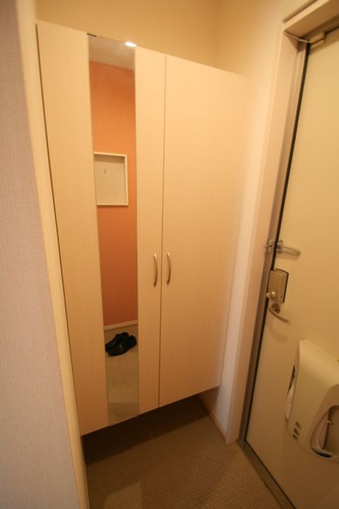 岡山県倉敷市老松町1(アパート)の賃貸物件の玄関