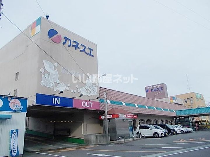ファミールアサノの周辺