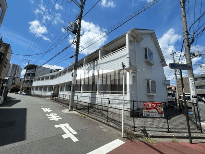 エルマサルトの外観