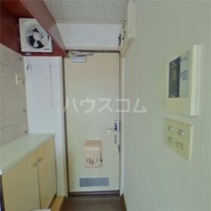 グランデュールTの玄関