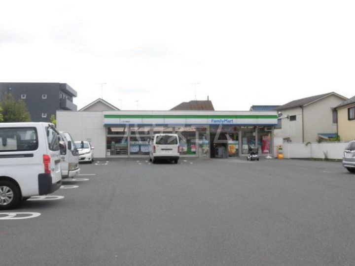 グランデュールTの周辺