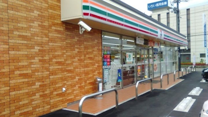 リヴィエの周辺