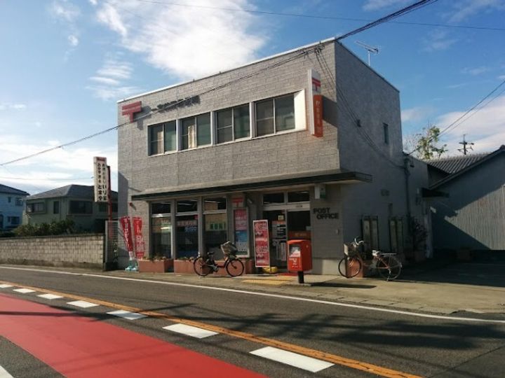 リヴィエの周辺