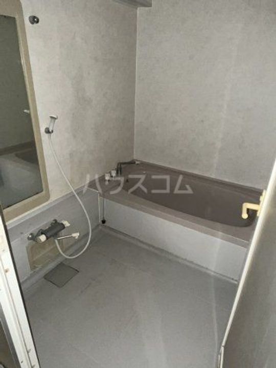 メゾン・ラ・ユールの風呂