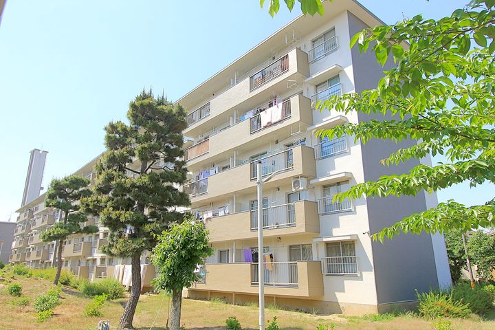 茄子作住宅3号棟の外観