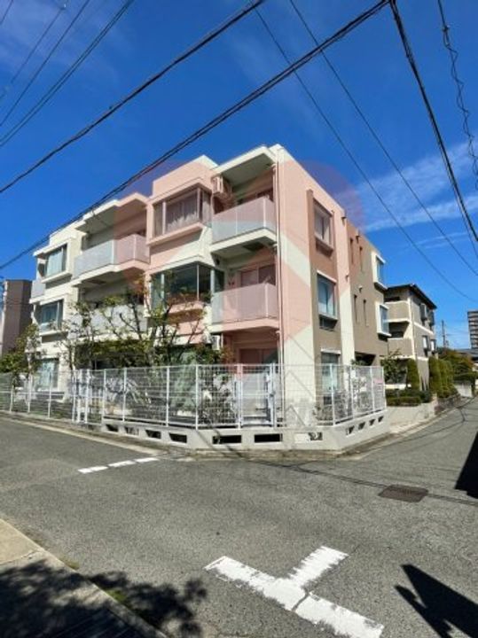 アレグレスの外観