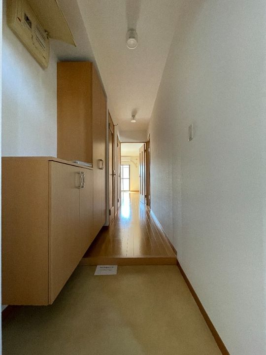 岡山県倉敷市福島(マンション)の賃貸物件の玄関