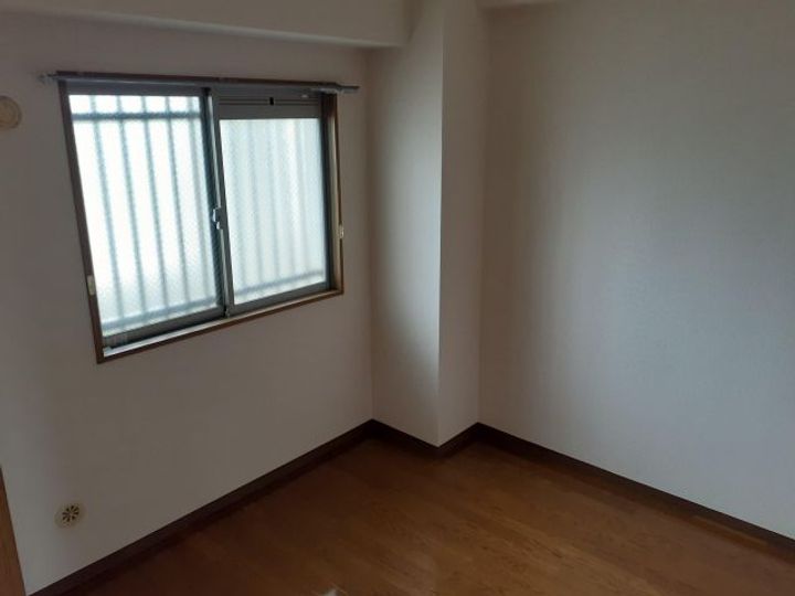 三重県名張市蔵持町原出(マンション)の賃貸物件の内装