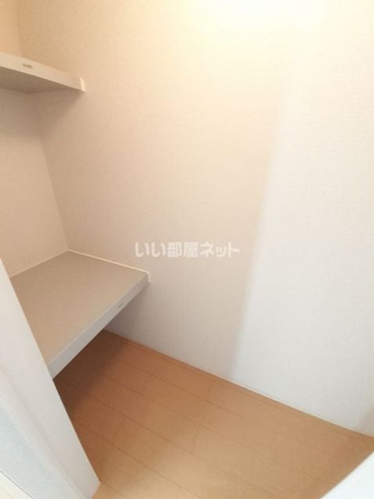 大阪府堺市西区鳳東町2(アパート)の賃貸物件の内装