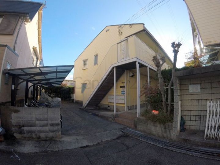 宝山ハイツAの外観