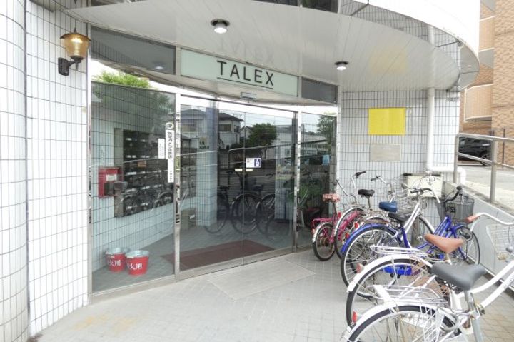 タレックスビルの地図