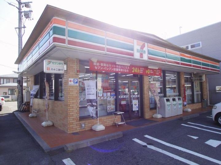 リセル幸葉の周辺