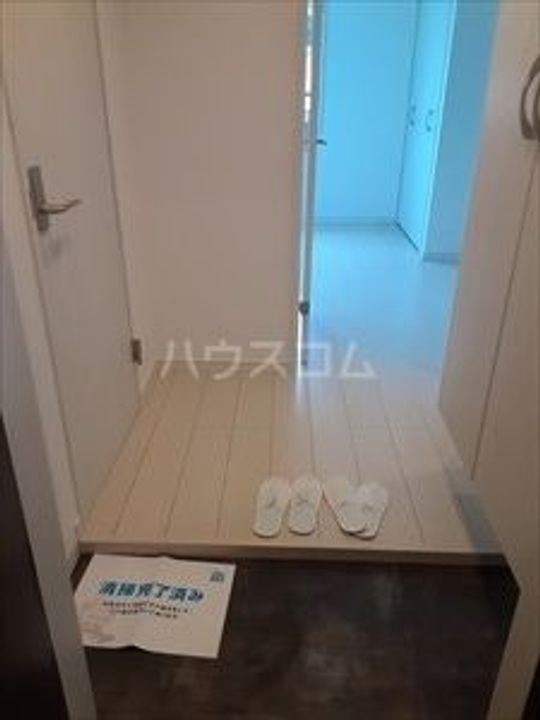 blue palette 赤羽弁天通りの玄関