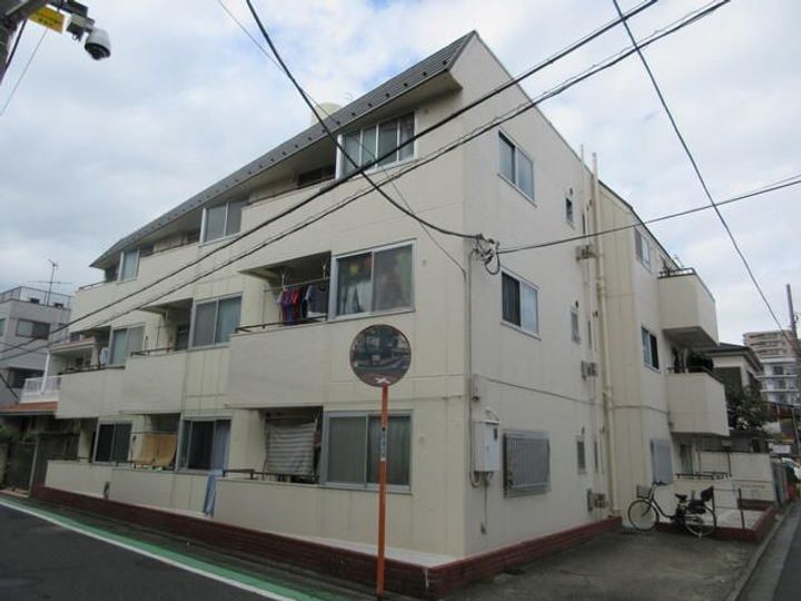 メゾンドールの外観