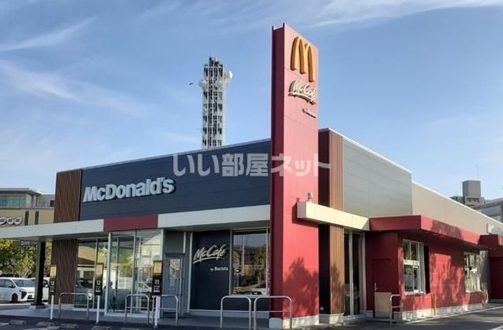 シャーメゾンエレガントの周辺