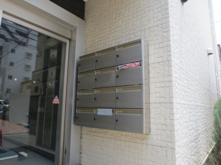 アディア・アロッジオの地図