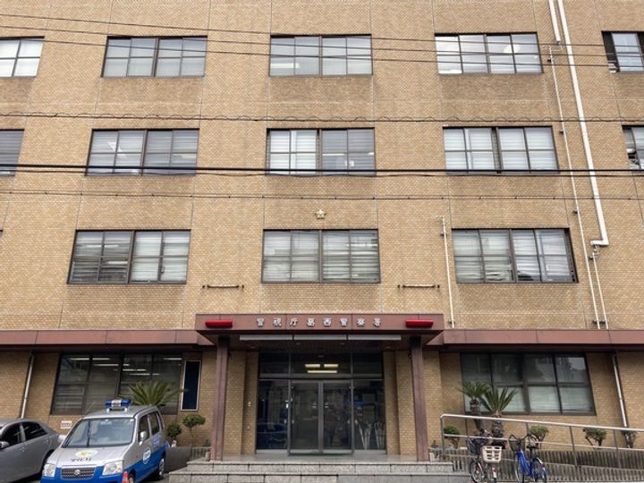 アディア・アロッジオの周辺