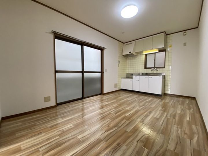 広島県広島市西区己斐上2(一戸建)の賃貸物件の居間