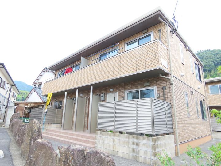 長崎県西彼杵郡時津町日並郷(アパート)の賃貸物件の外観