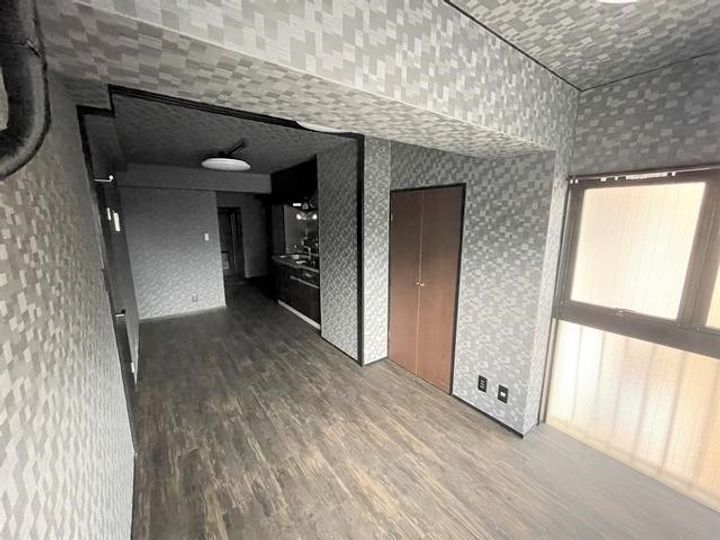 ビジネスハイツ川口の居間