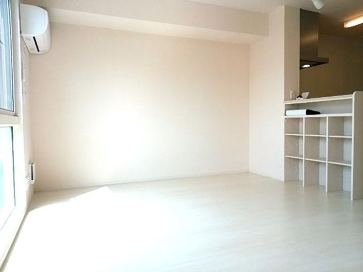 新潟県長岡市曙1(アパート)の賃貸物件の居間