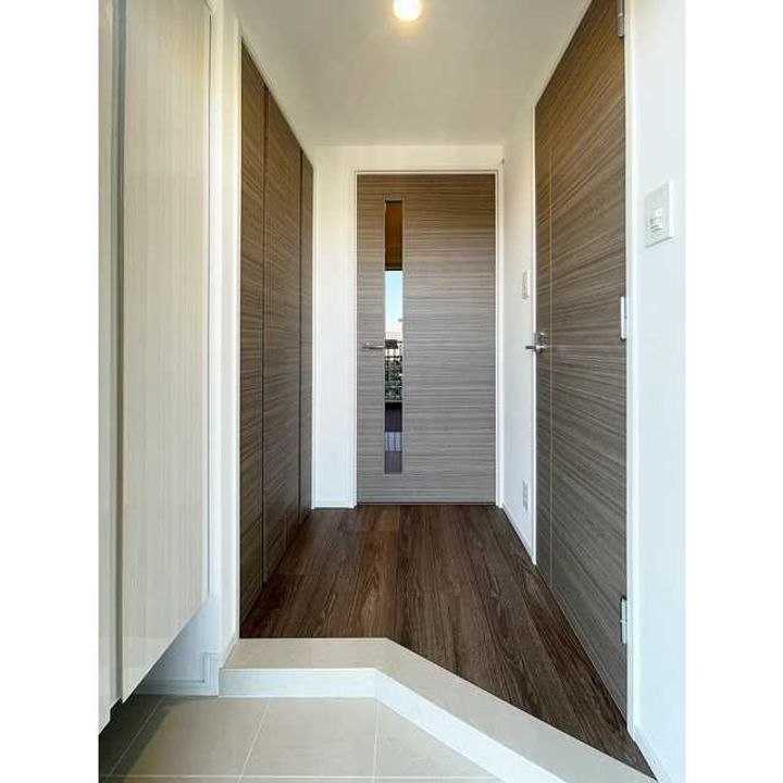 ジニア浅草の玄関