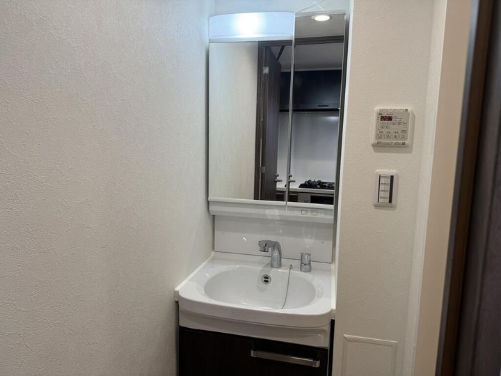 ジェノヴィア神戸湊川公園の内装