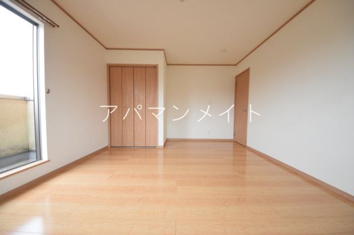 神奈川県横浜市戸塚区吉田町(一戸建)の賃貸物件の居間