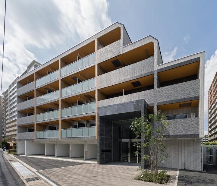 埼玉県川口市元郷1(マンション)の賃貸物件の外観