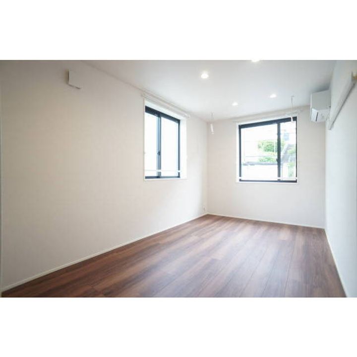 With Plus 青葉台の居間