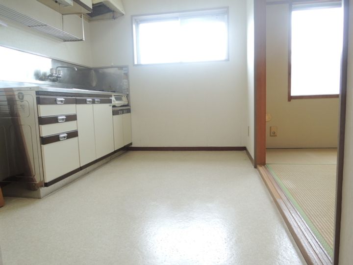 新潟県新潟市東区紫竹7(マンション)の賃貸物件のキッチン