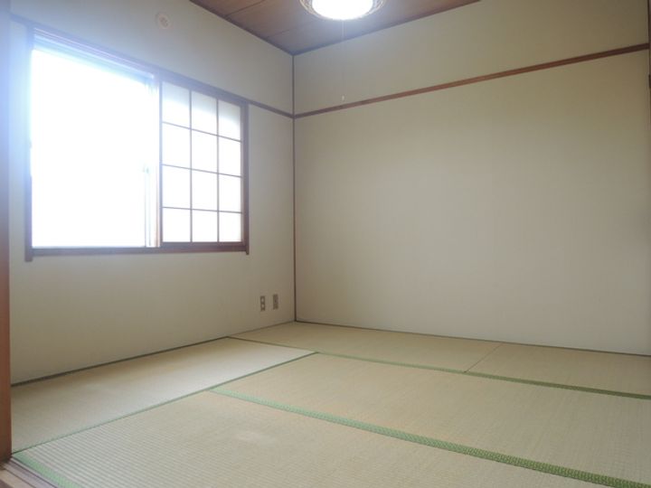 新潟県新潟市東区紫竹7(マンション)の賃貸物件の居間