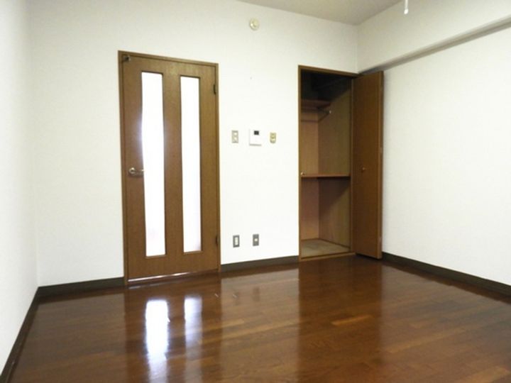 メゾンなかやまの居間