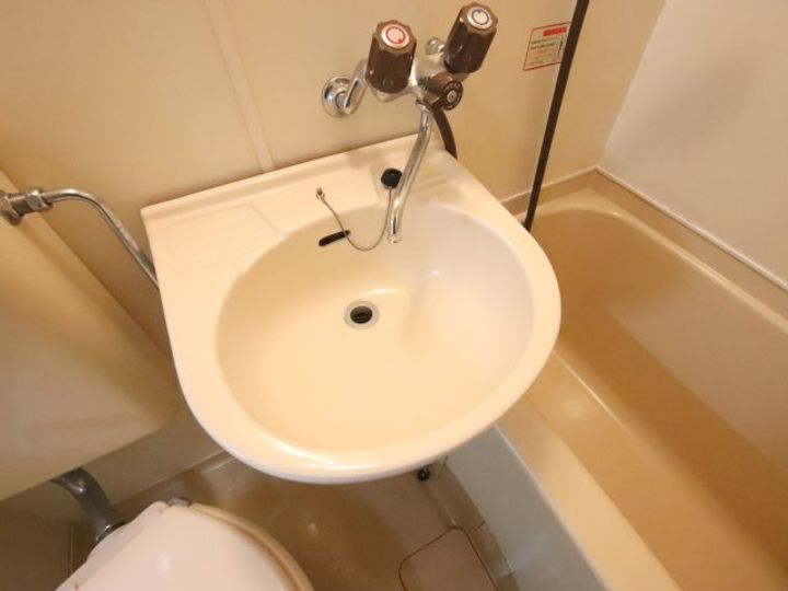 和州ロイヤルビルの内装