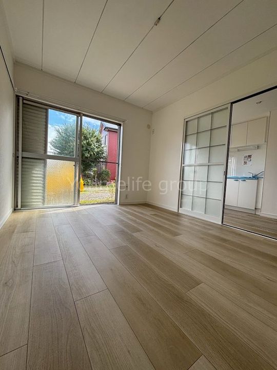 神奈川県小田原市久野(アパート)の賃貸物件の居間